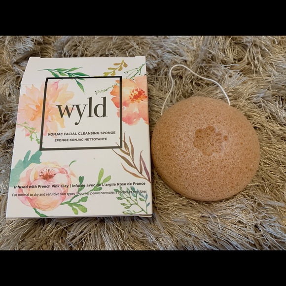 WYLD CHARCOAL KONJAC SPONGE - Picture 5 of 5